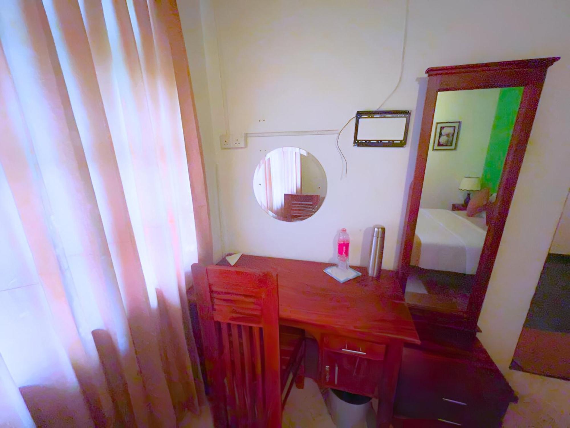 Notre Dame D'Arcadia Hotel Nuwara Eliya Room photo